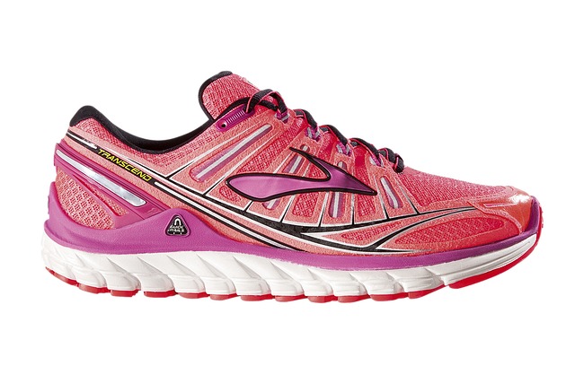 Brooks Women's Glycerin 20 StealthFit Running Shoe