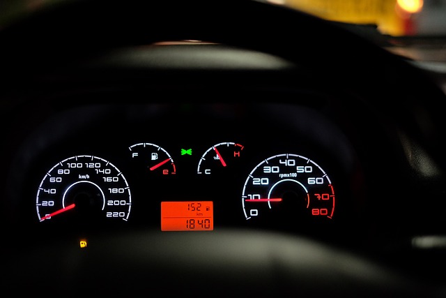 Car Fuel Expense Tracker Notebook