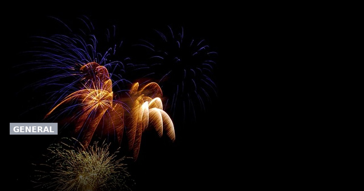 How to Buy Fireworks in Phoenix, Legal Types and Local Regulations